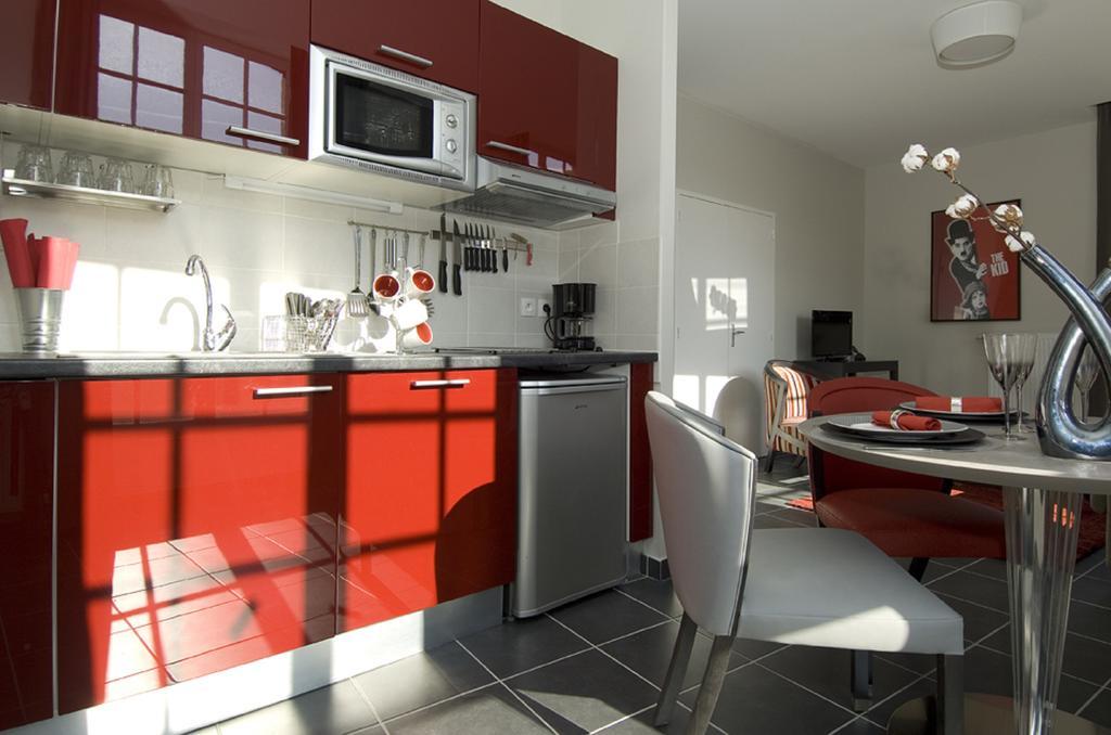 Aparthotel Tempologis - Chateau De La Rochette